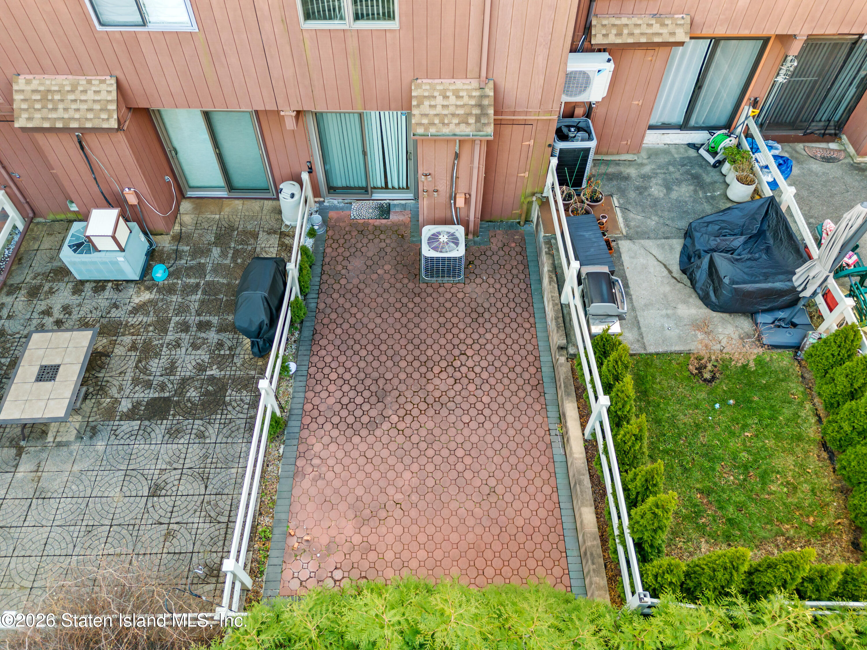 911 West Fingerboard Road Staten Island, NY 10304 - Photo 20 of 30 20