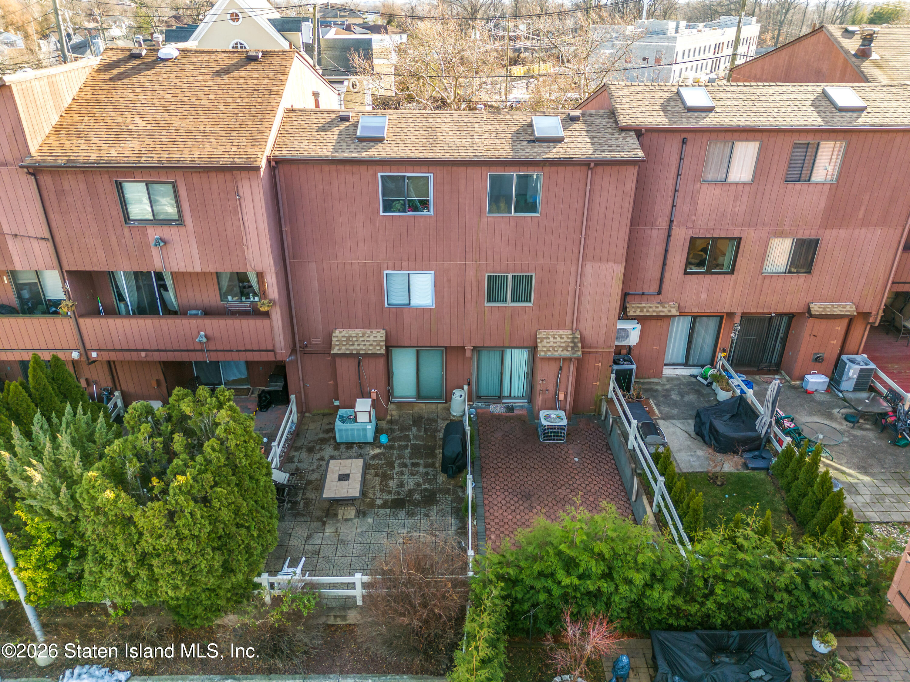 911 West Fingerboard Road Staten Island, NY 10304 - Photo 22 of 30 22