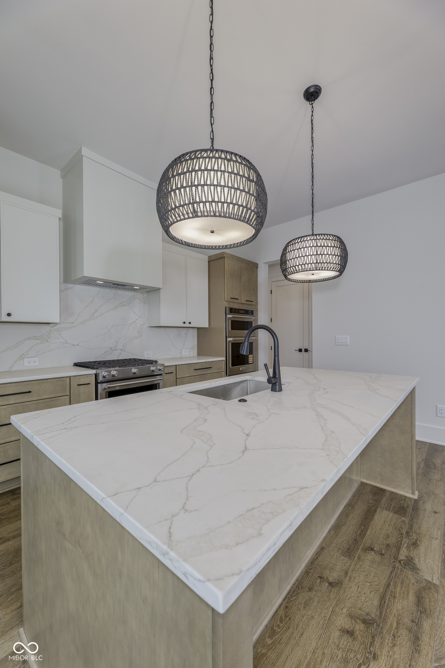 8694 Morgan Drive Fishers, IN 46038 - Photo 12 of 82