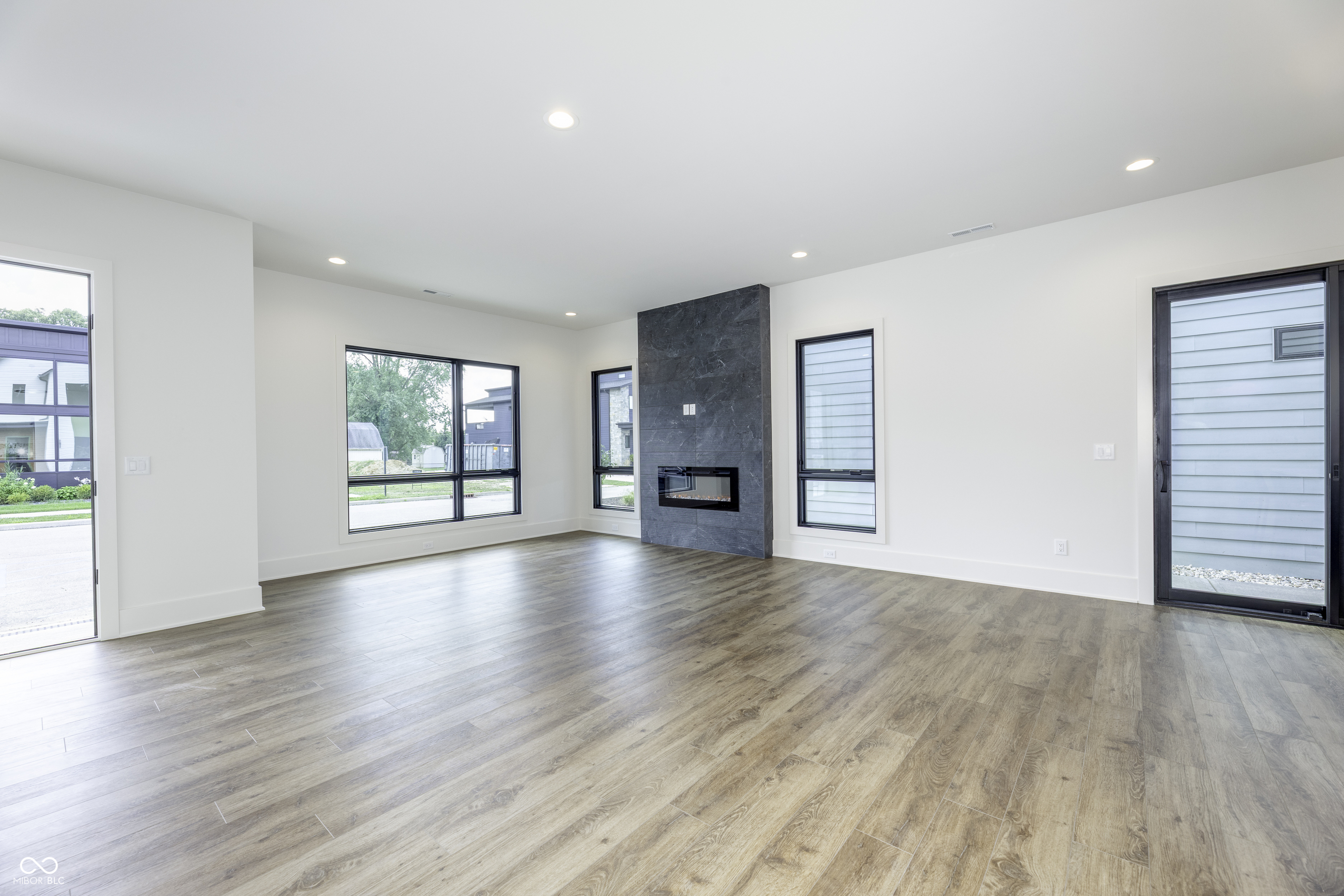 8694 Morgan Drive Fishers, IN 46038 - Photo 12 of 94