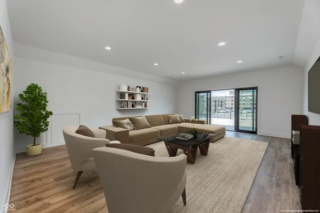 $939,900 | 8694 Morgan Drive, Fishers, IN 46038