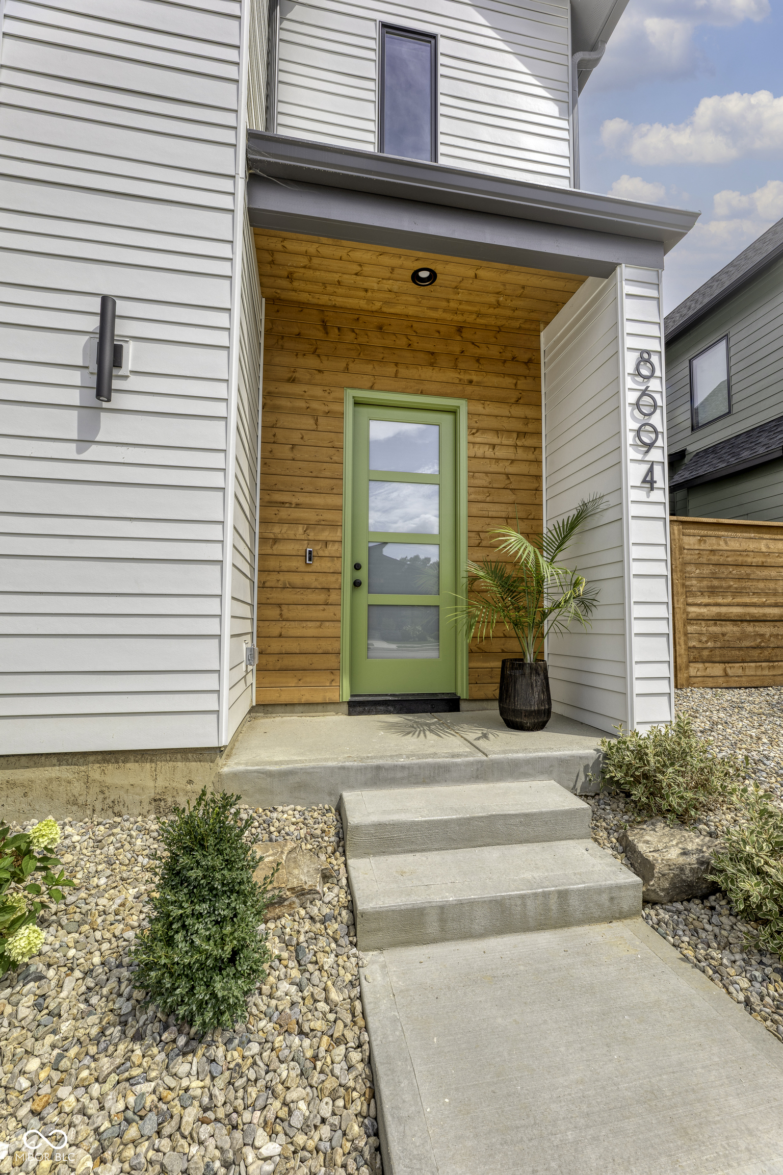 8694 Morgan Drive Fishers, IN 46038 - Photo 2 of 82