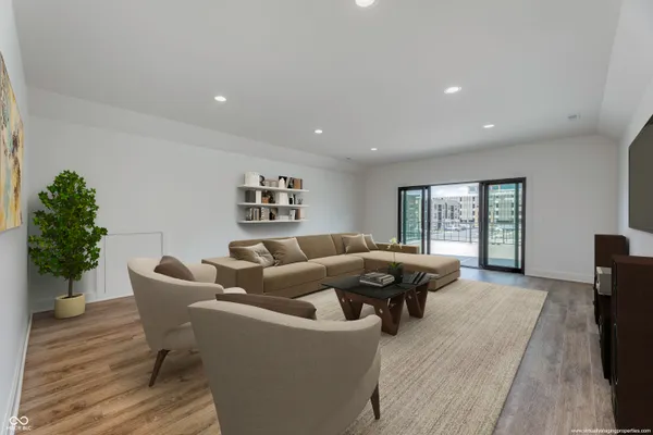 $939,900 | 8694 Morgan Drive, Fishers, IN 46038