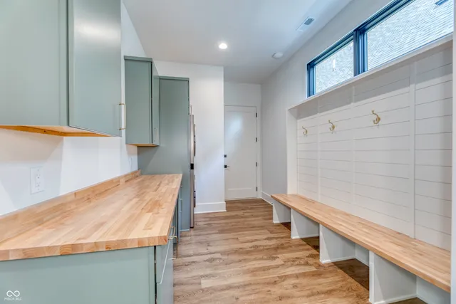 $939,900 | 8694 Morgan Drive, Fishers, IN 46038