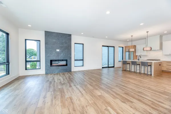 $939,900 | 8694 Morgan Drive, Fishers, IN 46038