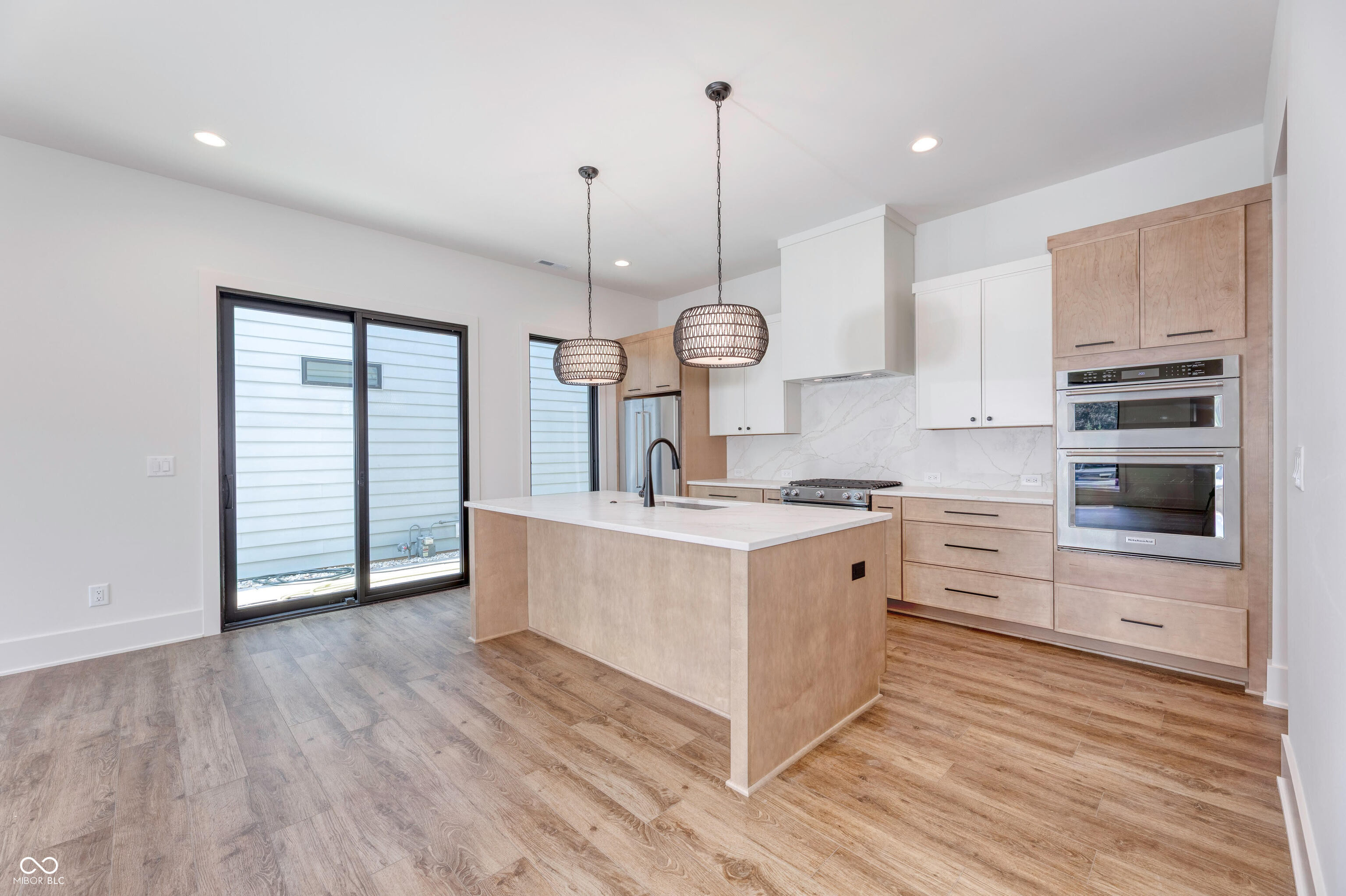 8694 Morgan Drive Fishers, IN 46038 - Photo 8 of 82