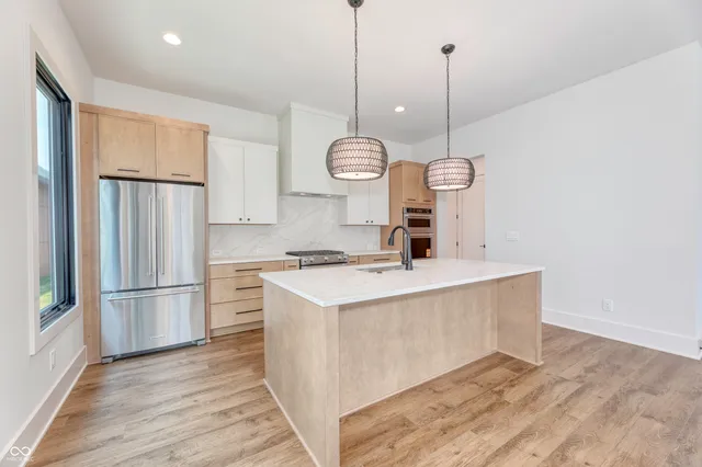 $939,900 | 8694 Morgan Drive, Fishers, IN 46038