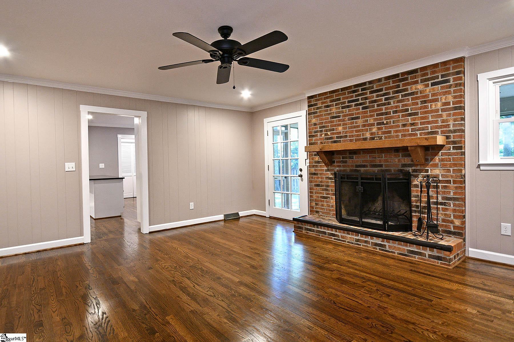 114 Wallingford Road Greenville, SC 29609 - Photo 11 of 35 Gallery Image 11