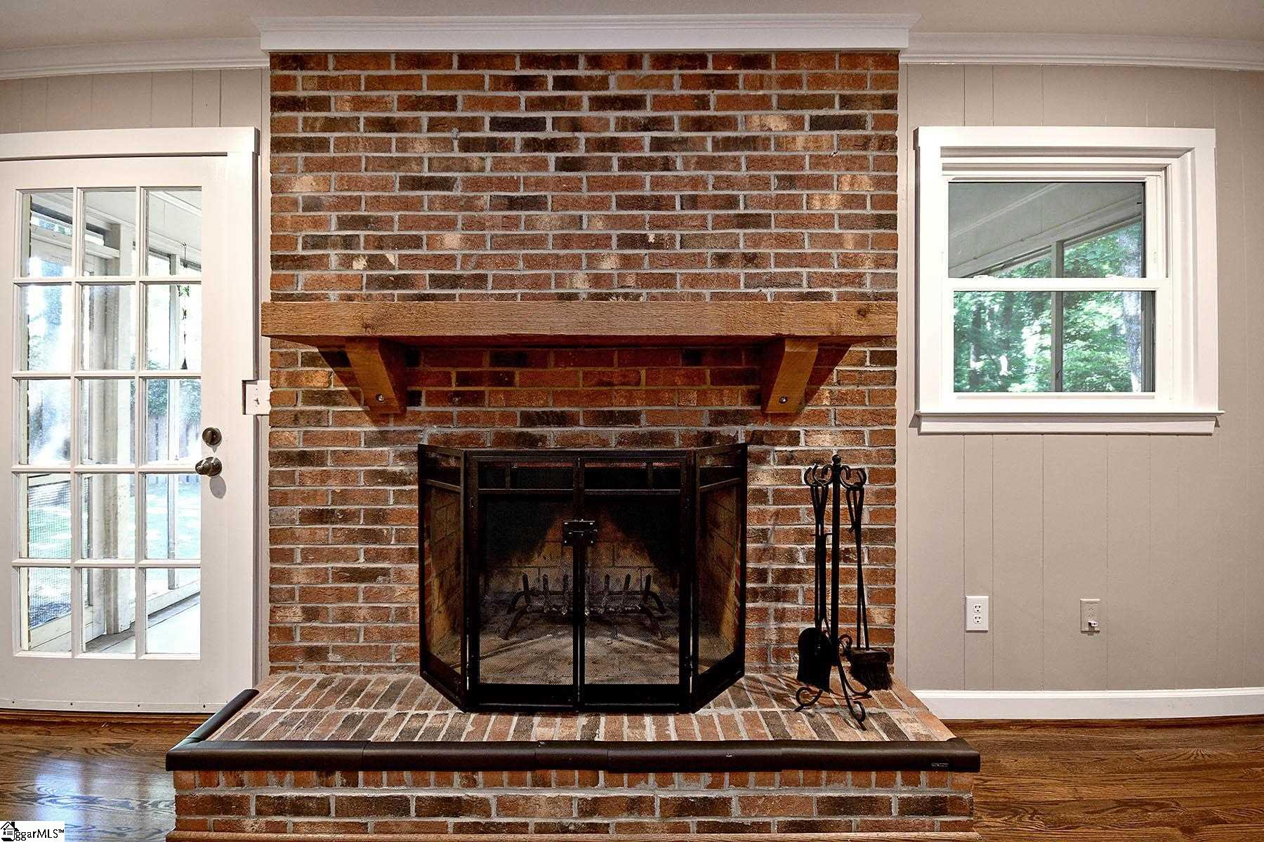 114 Wallingford Road Greenville, SC 29609 - Photo 12 of 35 Gallery Image 12