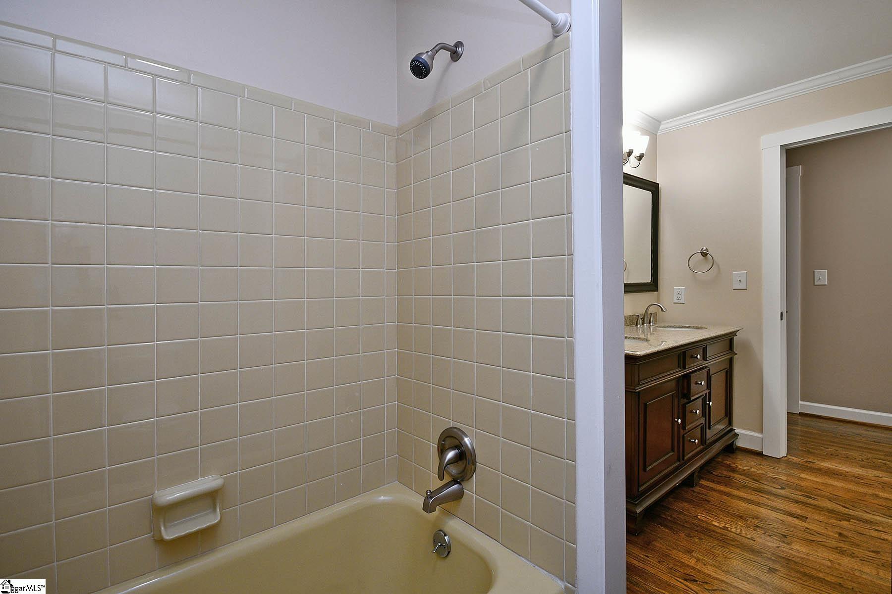 114 Wallingford Road Greenville, SC 29609 - Photo 23 of 35 Gallery Image 23