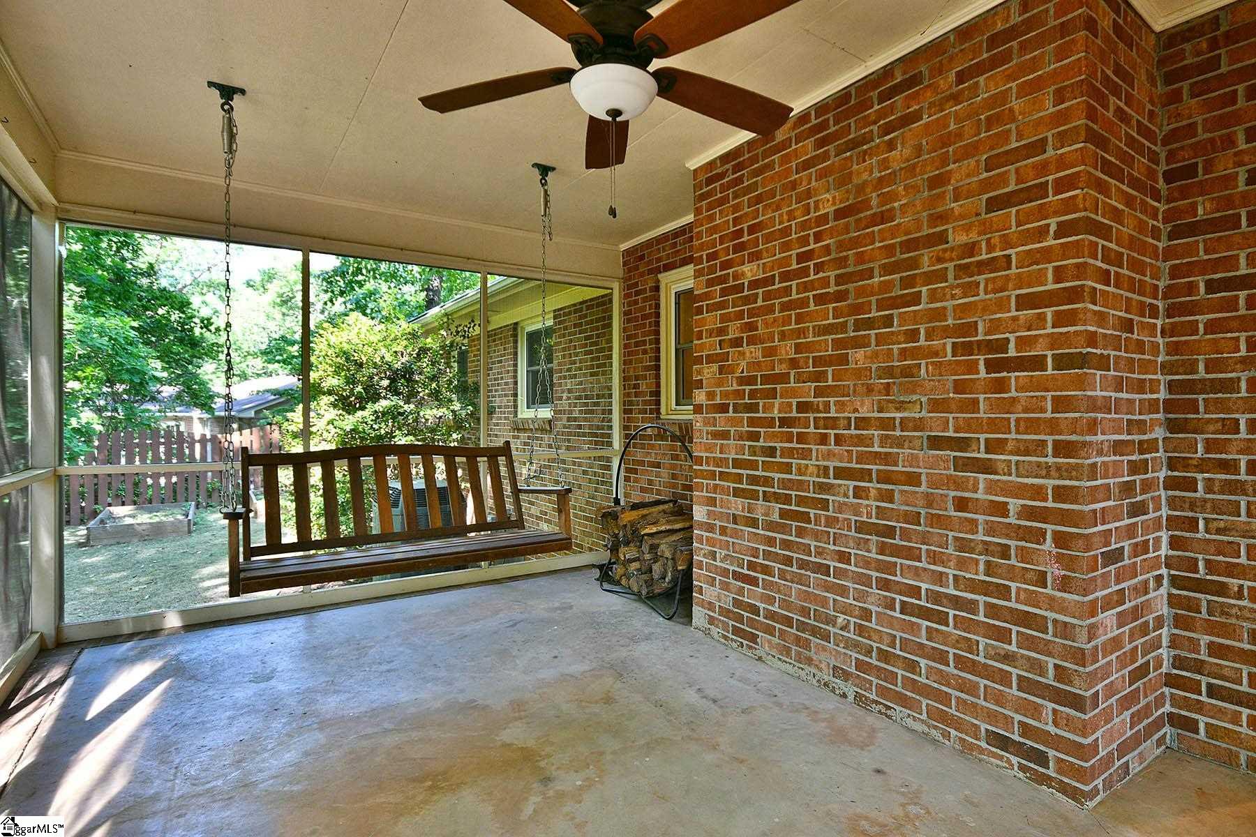 114 Wallingford Road Greenville, SC 29609 - Photo 28 of 35 Gallery Image 28