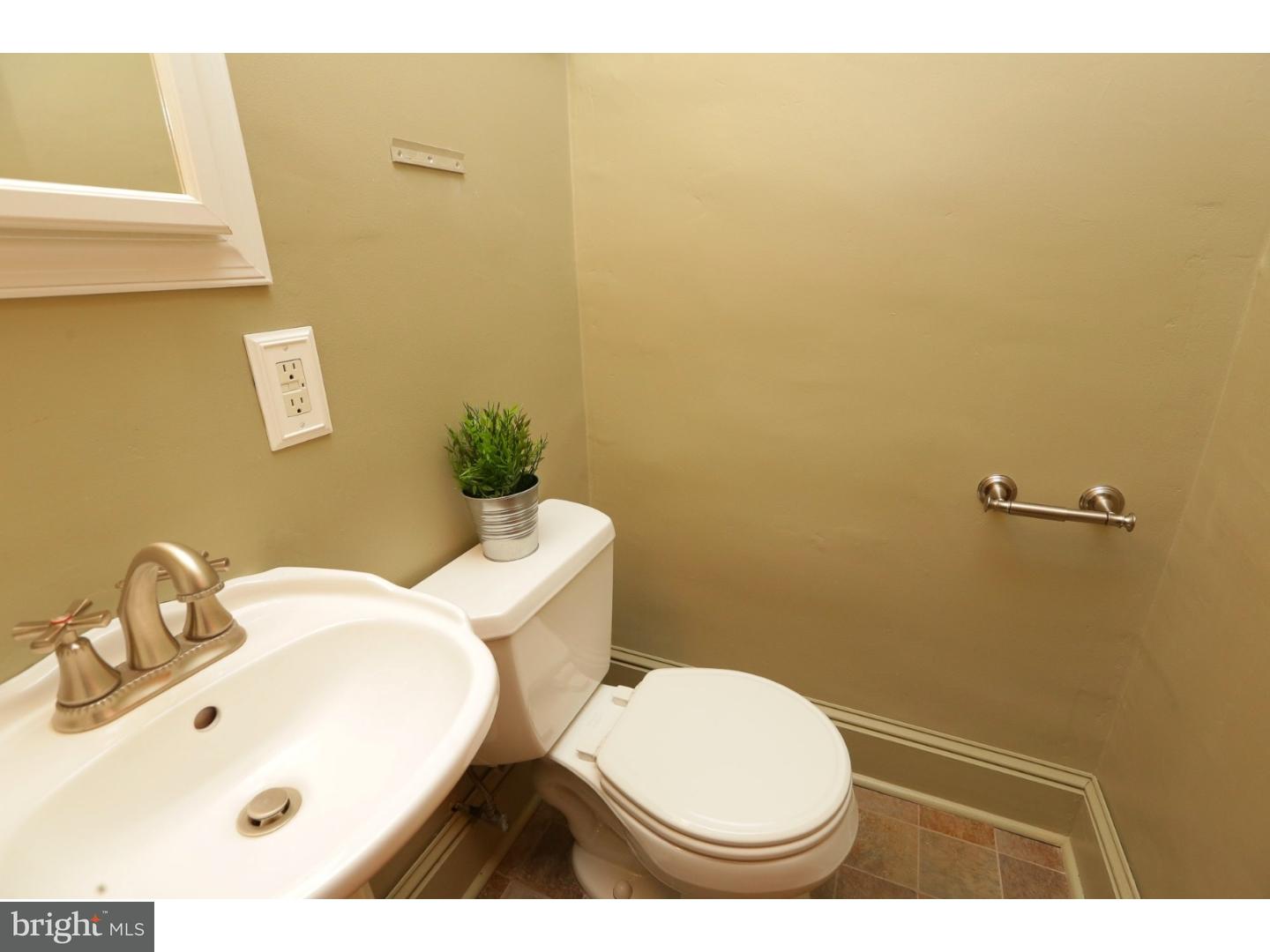 8053 Winston Road Philadelphia, PA 19118 - Photo 23 of 25 Gallery Image 23