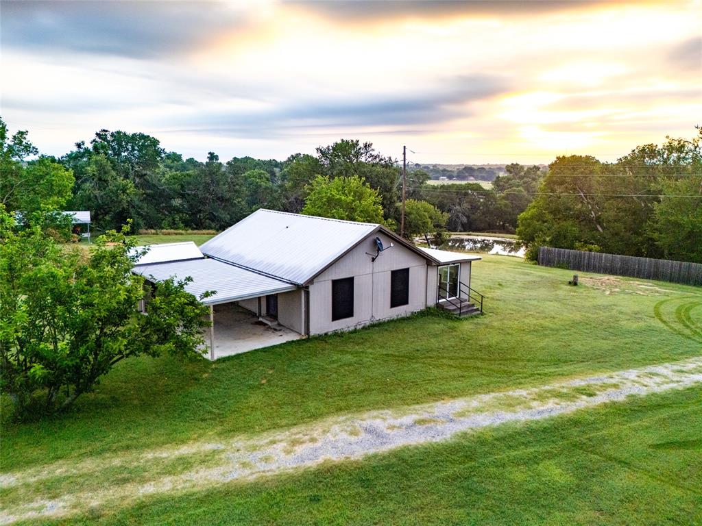 6219 Klein Road Sanger, TX 76266 - Photo 6 of 32