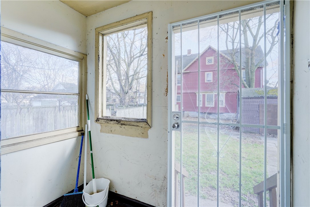 461 Parsells Avenue Rochester, NY 14609 - Photo 12 of 23