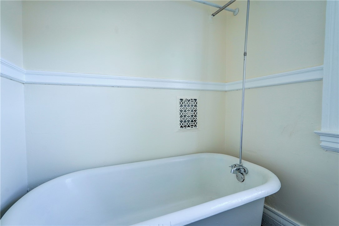 461 Parsells Avenue Rochester, NY 14609 - Photo 16 of 23