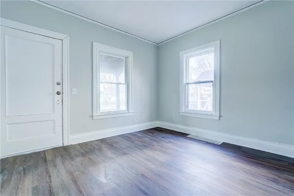 $1,600 | 461 Parsells Avenue, Rochester, NY 14609