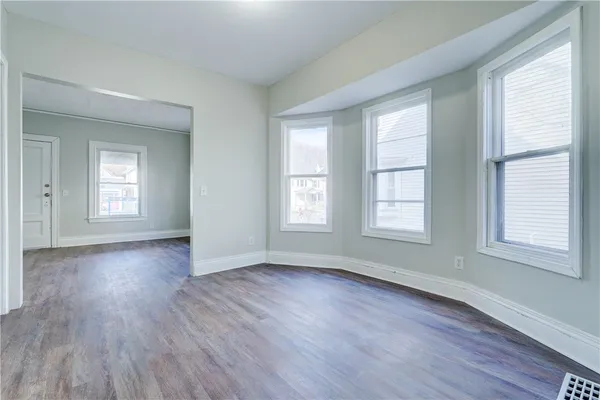 $1,600 | 461 Parsells Avenue, Rochester, NY 14609