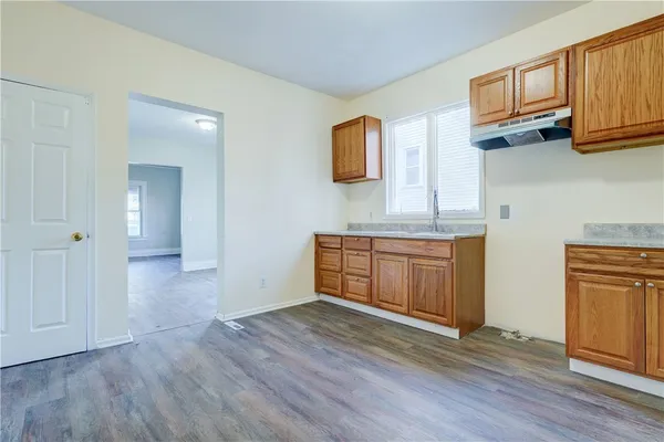 $1,600 | 461 Parsells Avenue, Rochester, NY 14609