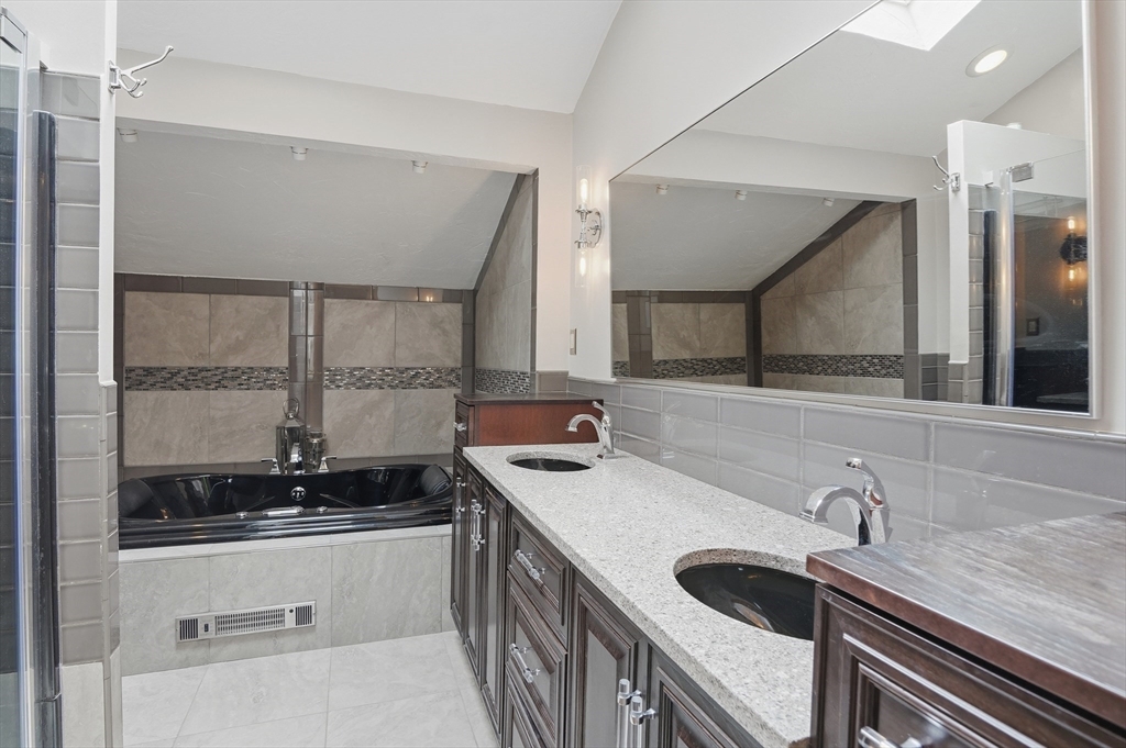 775 East Hill Road Oakham, MA 01068 - Photo 34 of 42