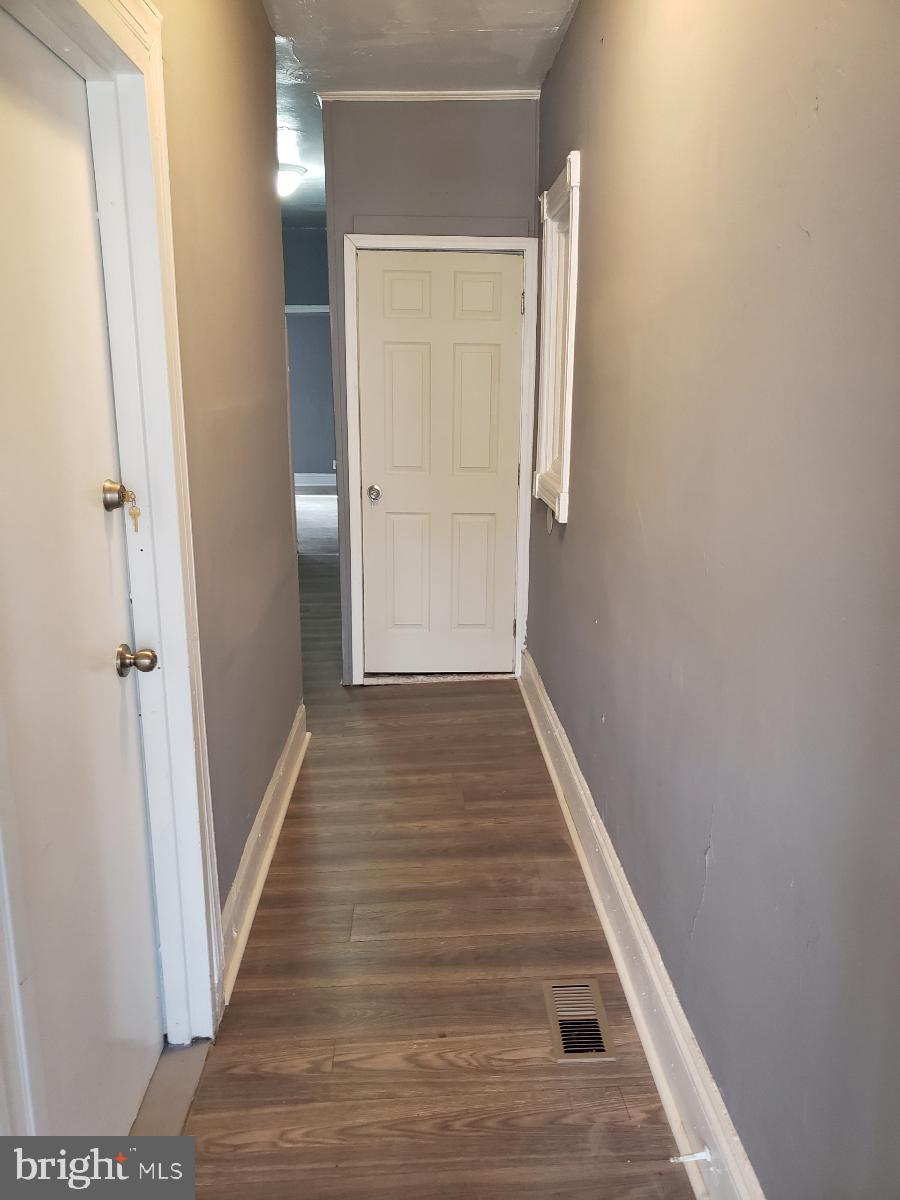305 Rutherford Avenue Trenton, NJ 08618 - Photo 6 of 9 Gallery Image 6