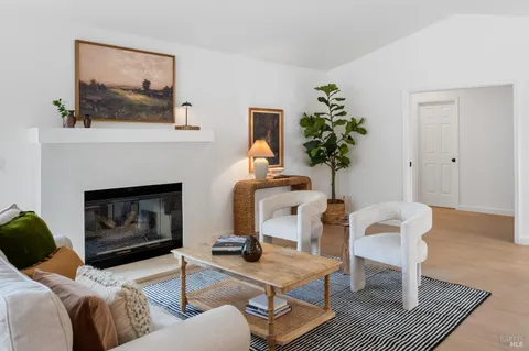 $795,000 | 889 Princeton Drive, Sonoma, CA 95476