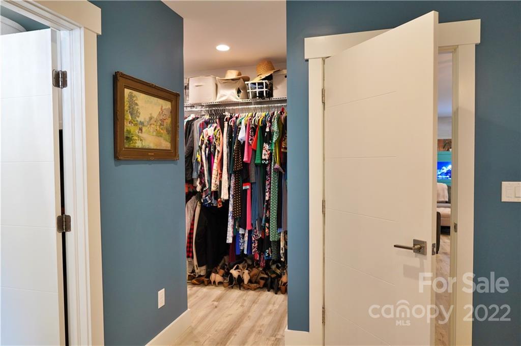 167 Whitaker Road Fairview, NC 28730 - Photo 15 of 36 Gallery Image 15