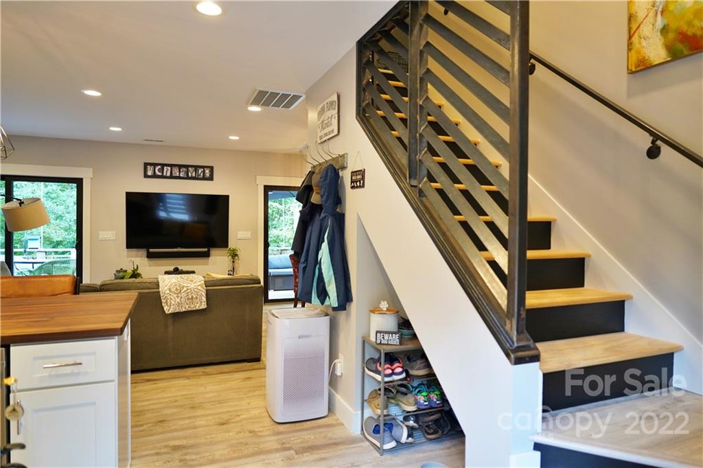 167 Whitaker Road Fairview, NC 28730 - Photo 4 of 36 Gallery Image 4