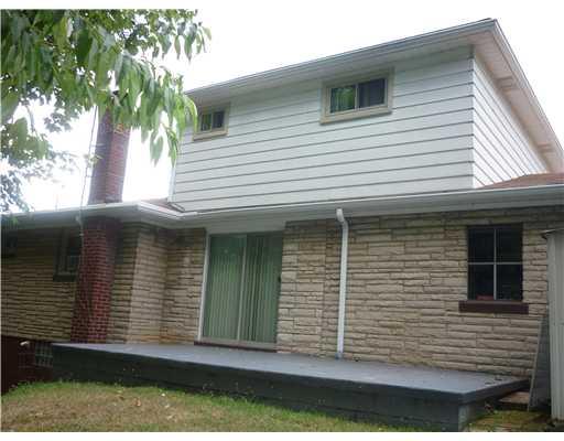 925 Mason Road Tarentum, PA 15084 - Photo 3 of 8 Exterior Back.