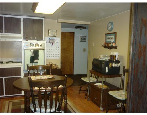 925 Mason Road Tarentum, PA 15084 - Photo 7 of 8 Kitchen.
