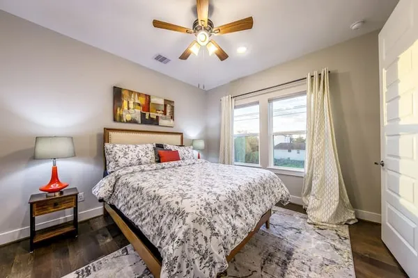 $2,800 | 2604 McIlhenny Street, Houston, TX 77004