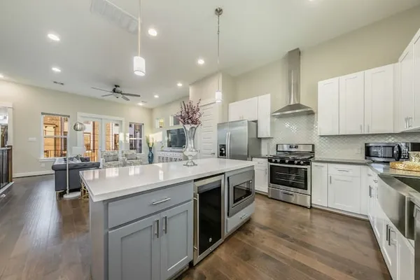 $2,800 | 2604 McIlhenny Street, Houston, TX 77004