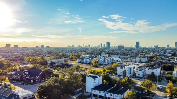 $2,800 | 2604 McIlhenny Street, Houston, TX 77004