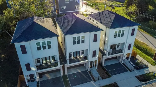 $2,800 | 2604 McIlhenny Street, Houston, TX 77004