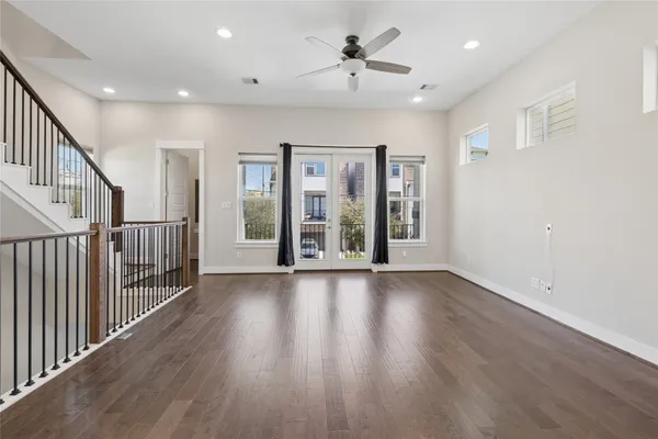 $2,800 | 2604 McIlhenny Street, Houston, TX 77004