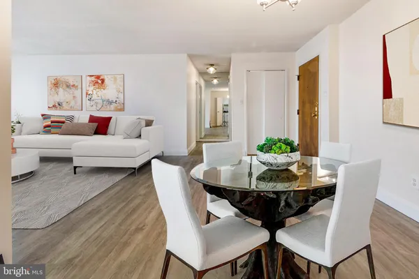 $2,400 | 7420 Westlake Terrace, Unit 1311, Bethesda, MD 20817