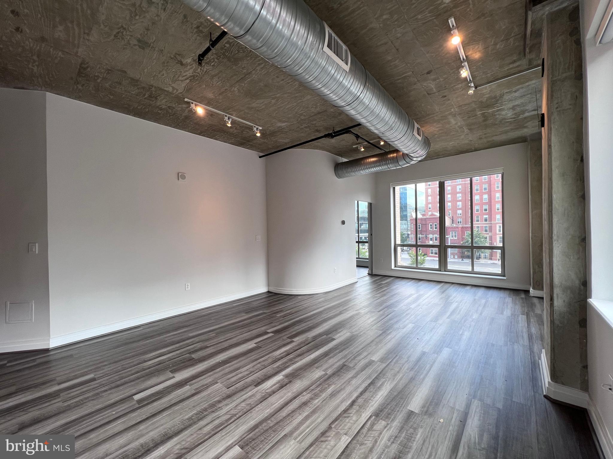 301 Massachusetts Avenue Northwest, Unit 301 Washington, DC 20001 - Photo 16 of 28