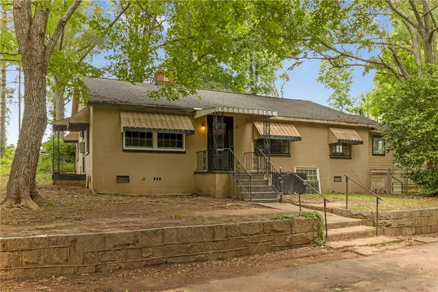 $385,000 | 144 Evelyn Road, Easley, SC 29640