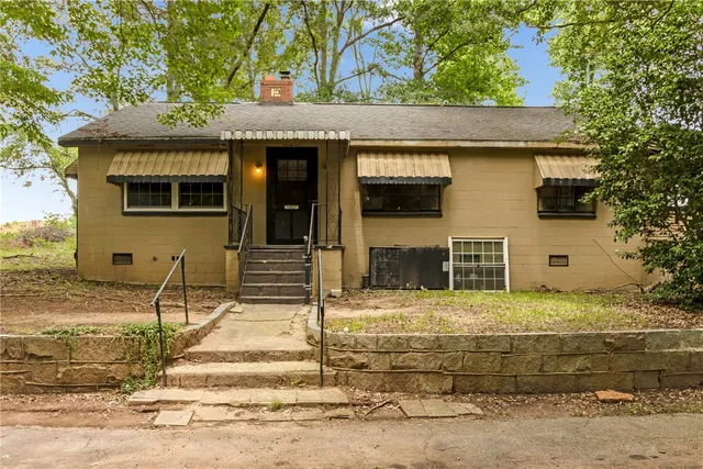 $385,000 | 144 Evelyn Road, Easley, SC 29640