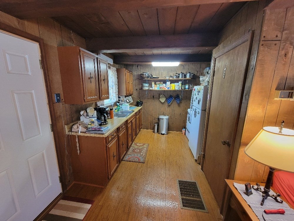 1132 Kanawha Ridge Road Dugspur, VA 24325 - Photo 9 of 28 Gallery Image 9