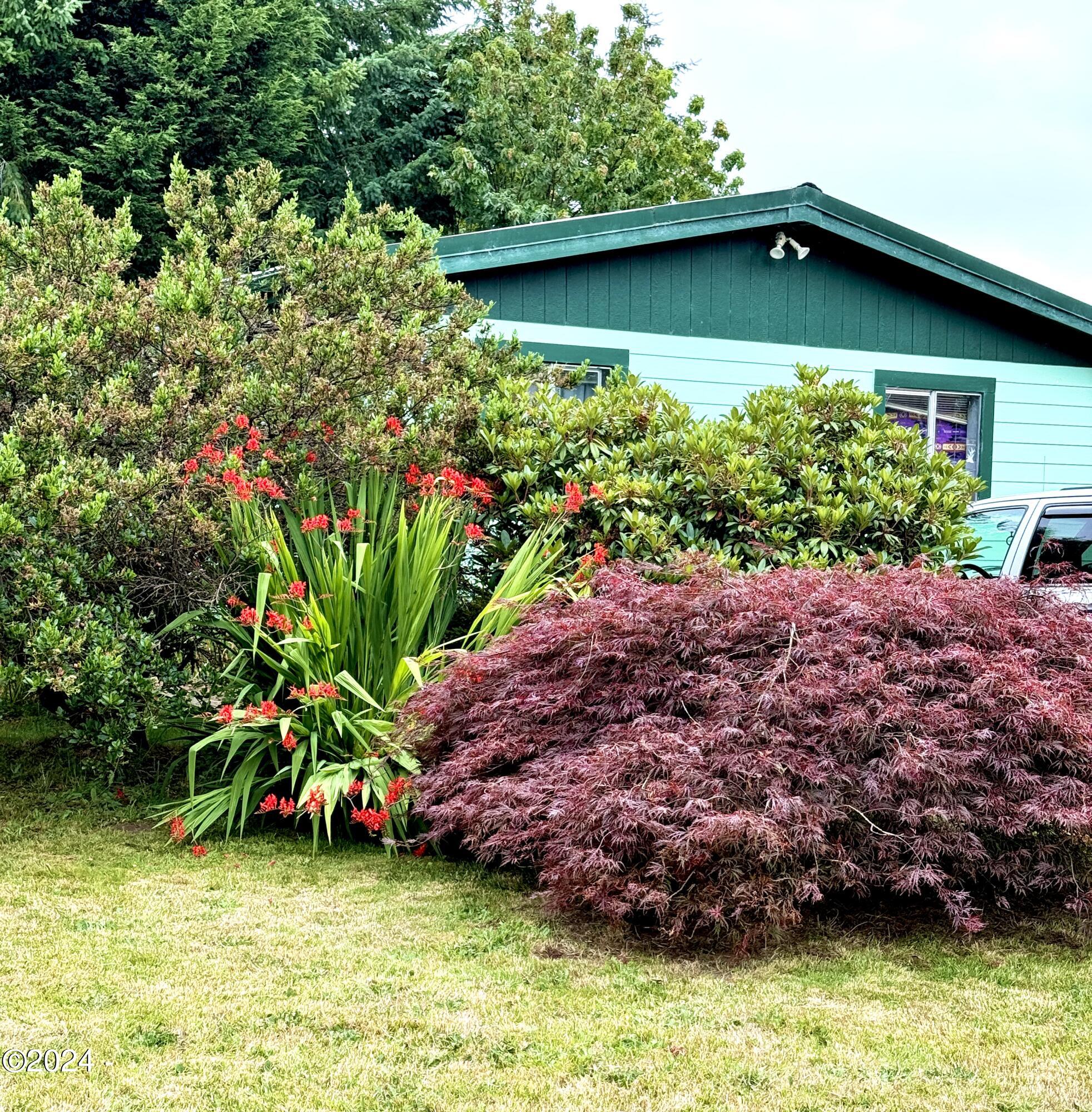 724 Southwest Ferry Avenue, Unit 73 Siletz, OR 97380 - Photo 4 of 24 Exterior