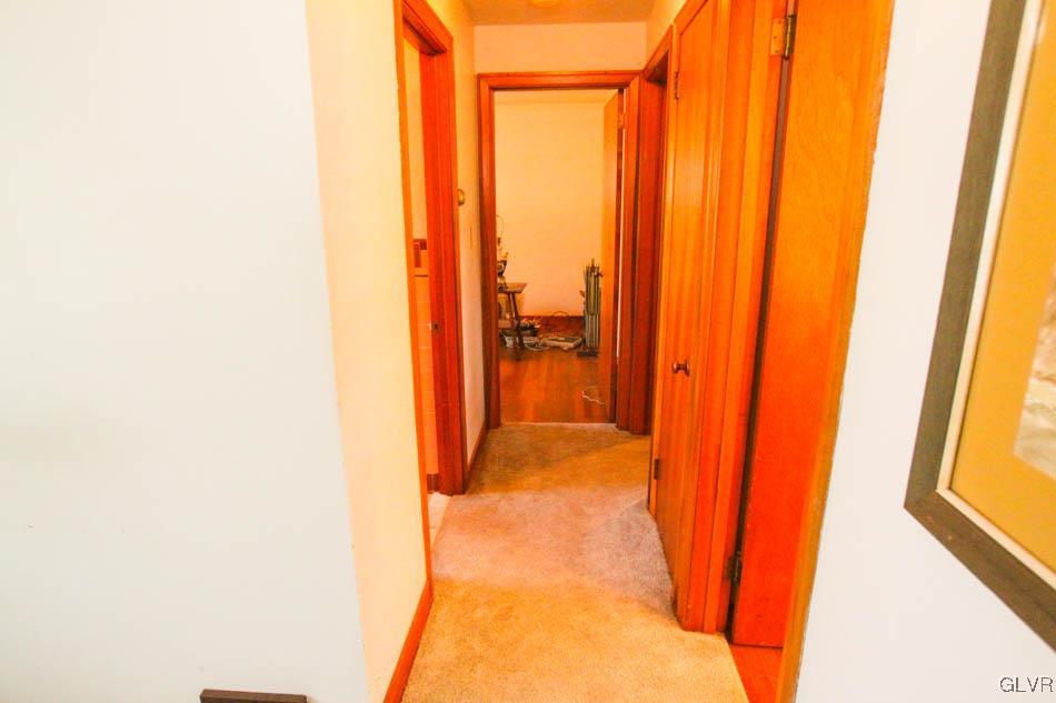5916 Old Carriage Road Bath, PA 18014 - Photo 8 of 28