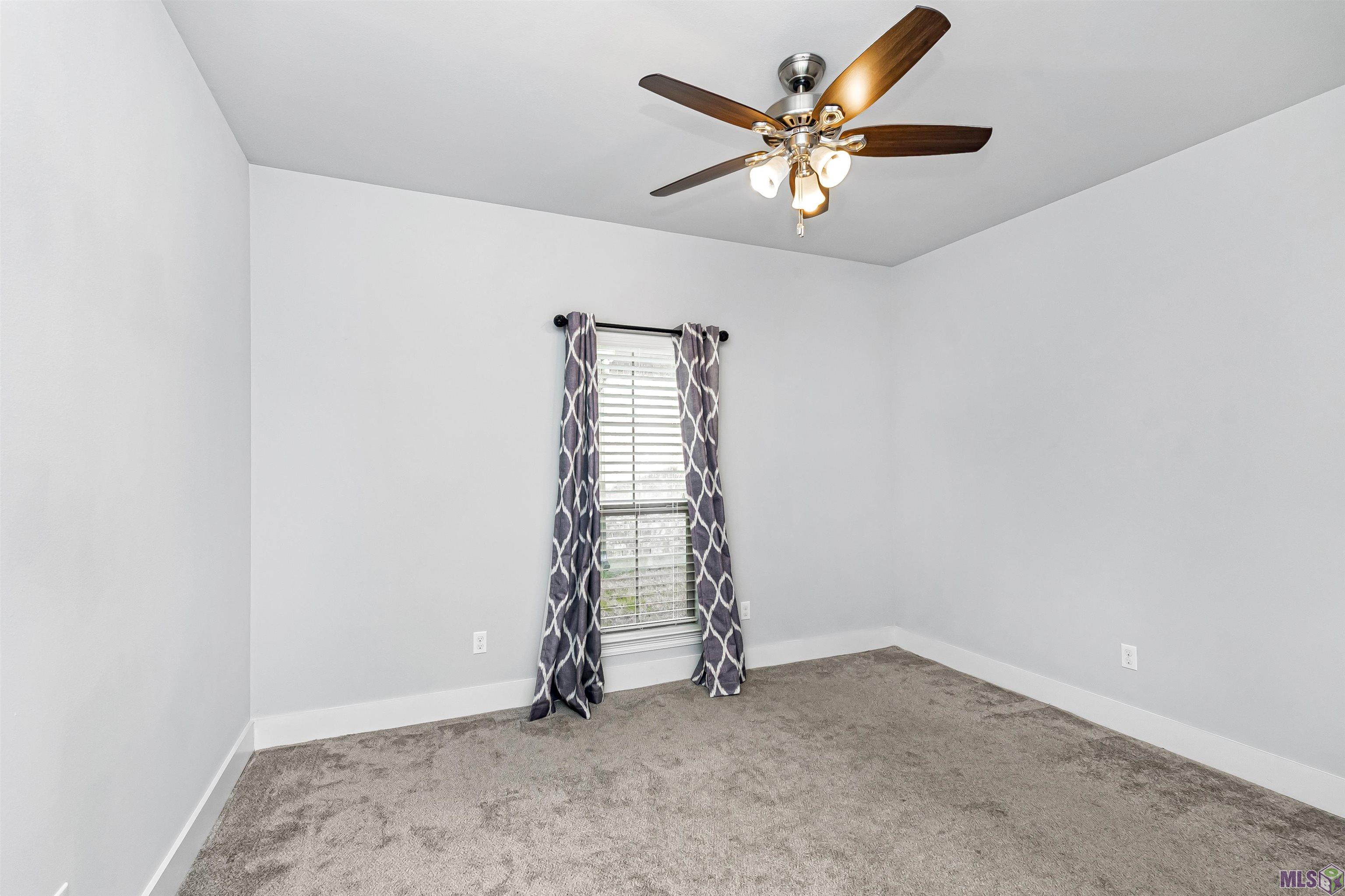 17671 Doc Bar Avenue Baton Rouge, LA 70817 - Photo 12 of 13