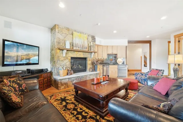 $2,650,000 | 440 Two Cabins Drive, Silverthorne, CO 80498