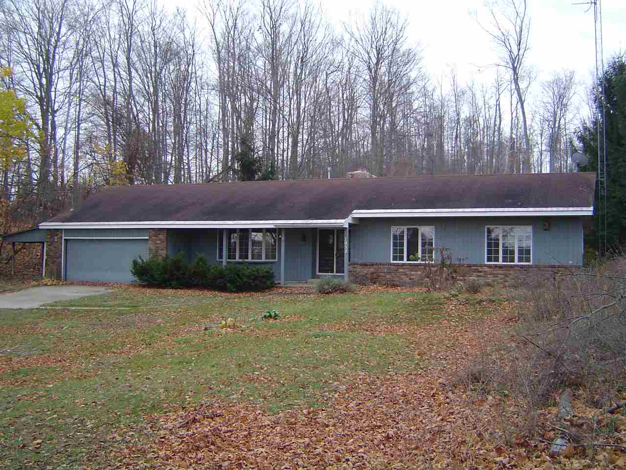7032 East Lincoln Road Cedar, MI 49621 - Photo 2 of 28 1809496-1.JPG