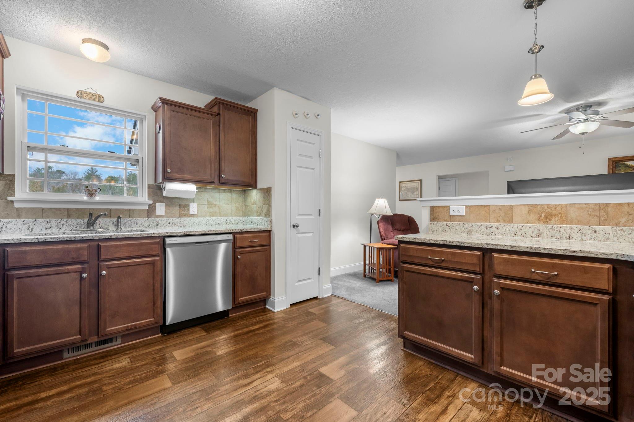 3348 Christie Road Hudson, NC 28638 - Photo 11 of 48