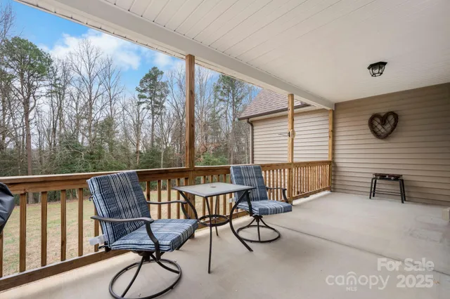$669,000 | 3348 Christie Road, Hudson, NC 28638
