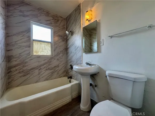 $1,450 | 516 East Lomita Avenue, Unit 8, Glendale, CA 91205