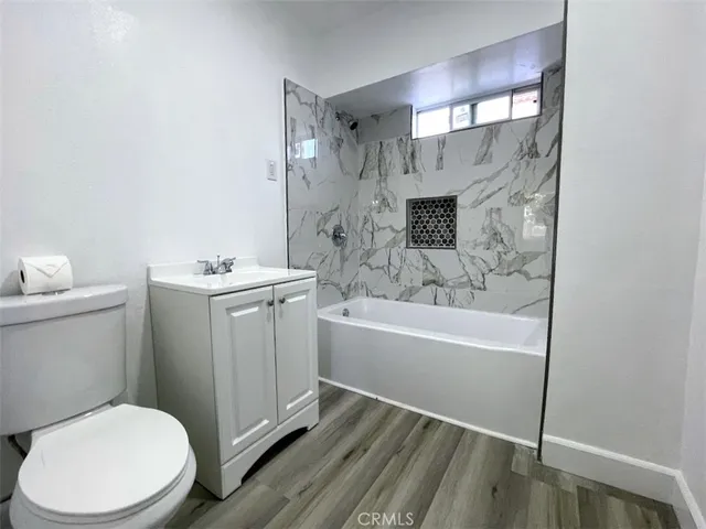 $2,075 | 3309 Platt Avenue, Lynwood, CA 90262