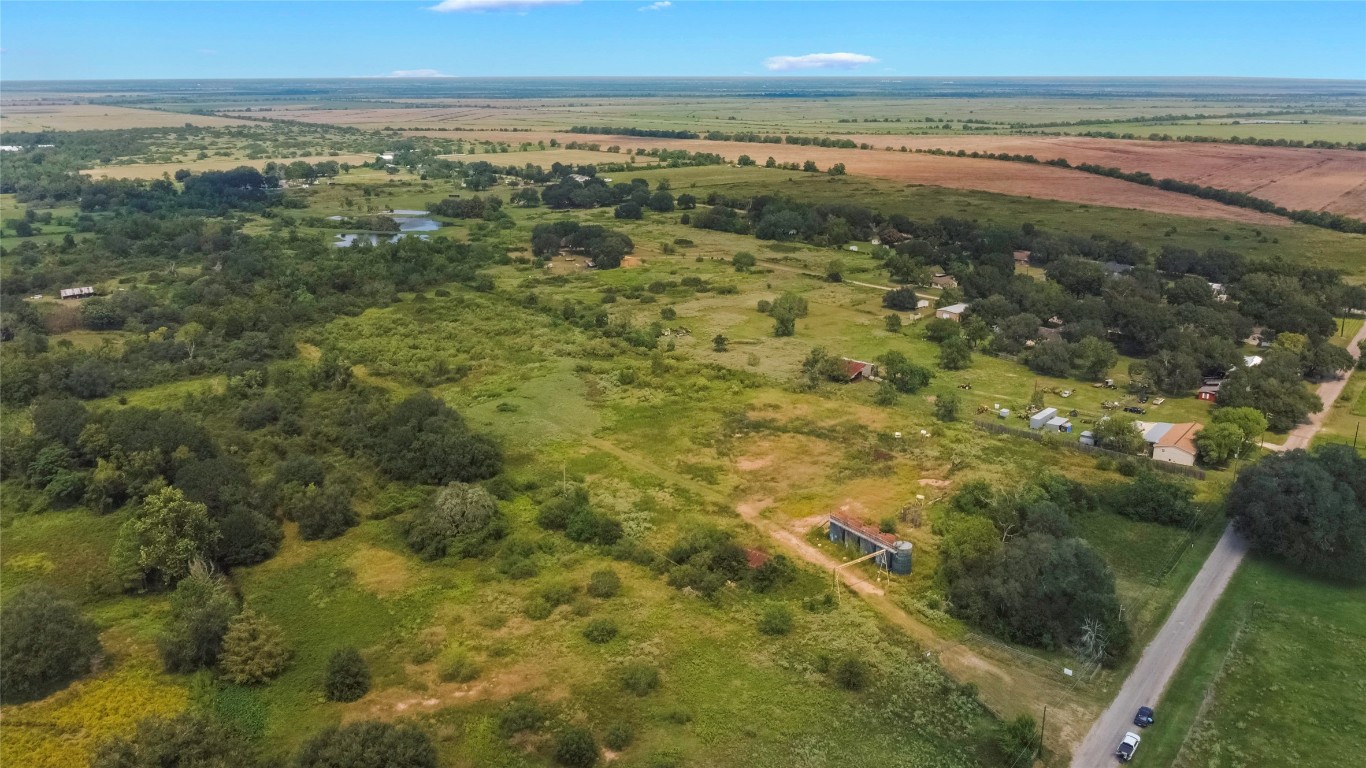 575 North Austin Road Eagle Lake, TX 77434 - Photo 7 of 17 a view of city and ocean