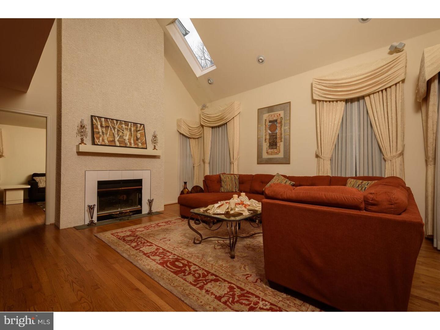 3352 Manor Road Huntingdon Valley, PA 19006 - Photo 6 of 24 Gallery Image 6